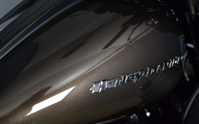 2020 Harley-Davidson Ultra Limited River Rock Gray
