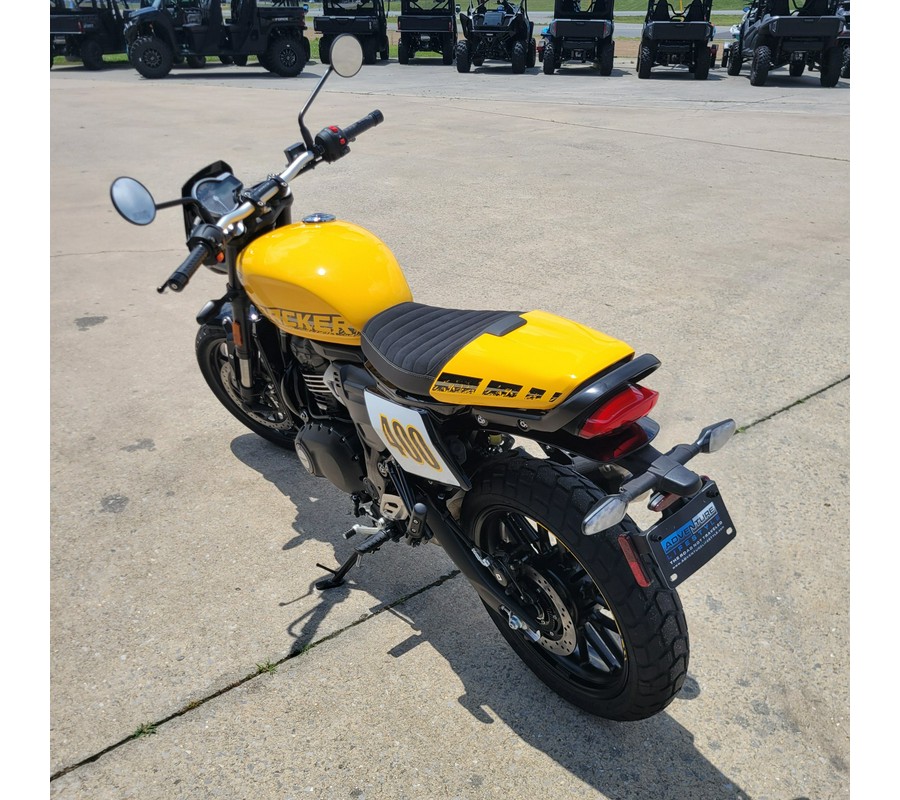 2027 Triumph Tracker 400