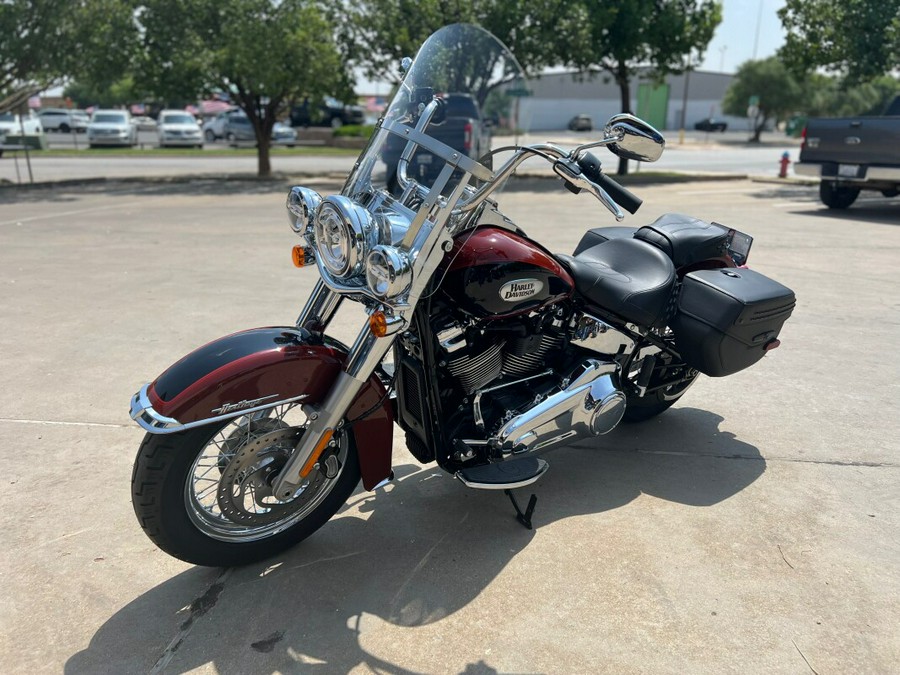 2024 Harley-Davidson® Heritage Classic Red Rock / Vivid Black