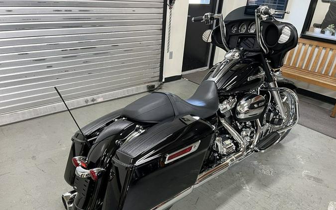 2023 Harley-Davidson FLHX - Street Glide