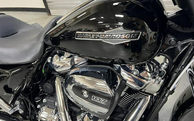 2023 Harley-Davidson FLHX - Street Glide