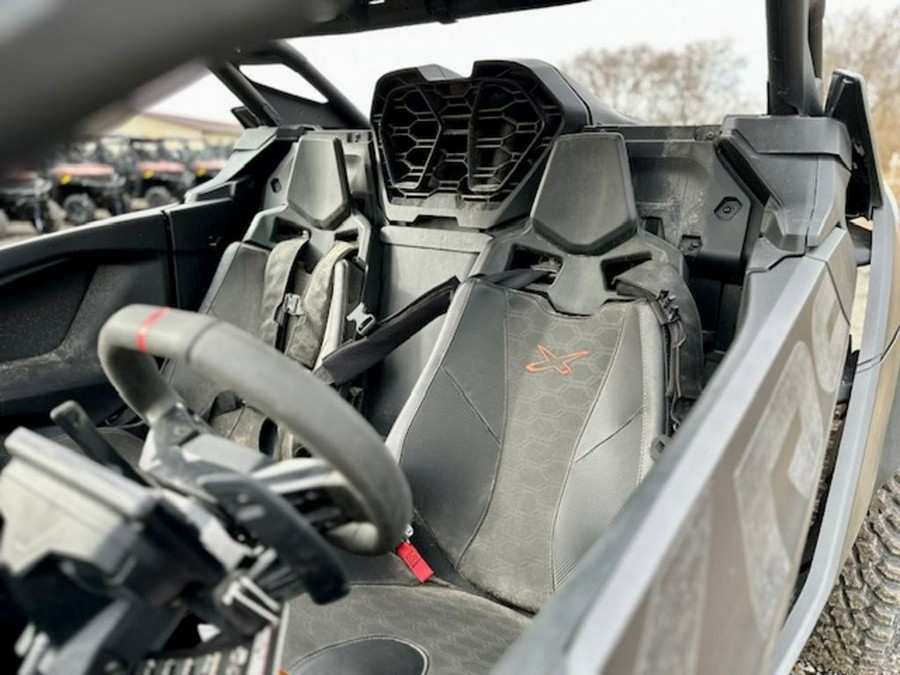 2026 Can-Am Maverick R X rs With SMART-SHOX