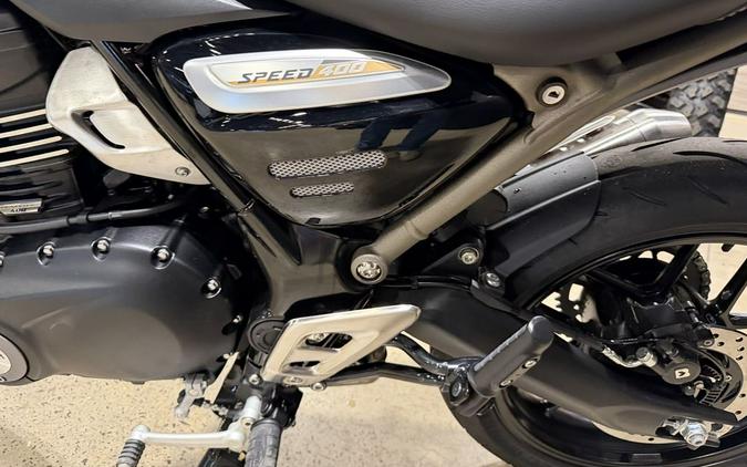 2026 Triumph Speed 400 Phantom Black/Storm Grey