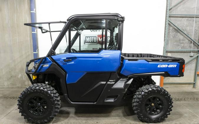 2023 Can-Am® Defender Limited HD10