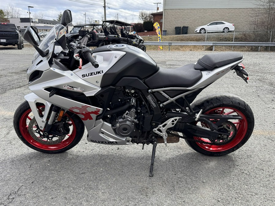 2024 Suzuki GSX-S 8R