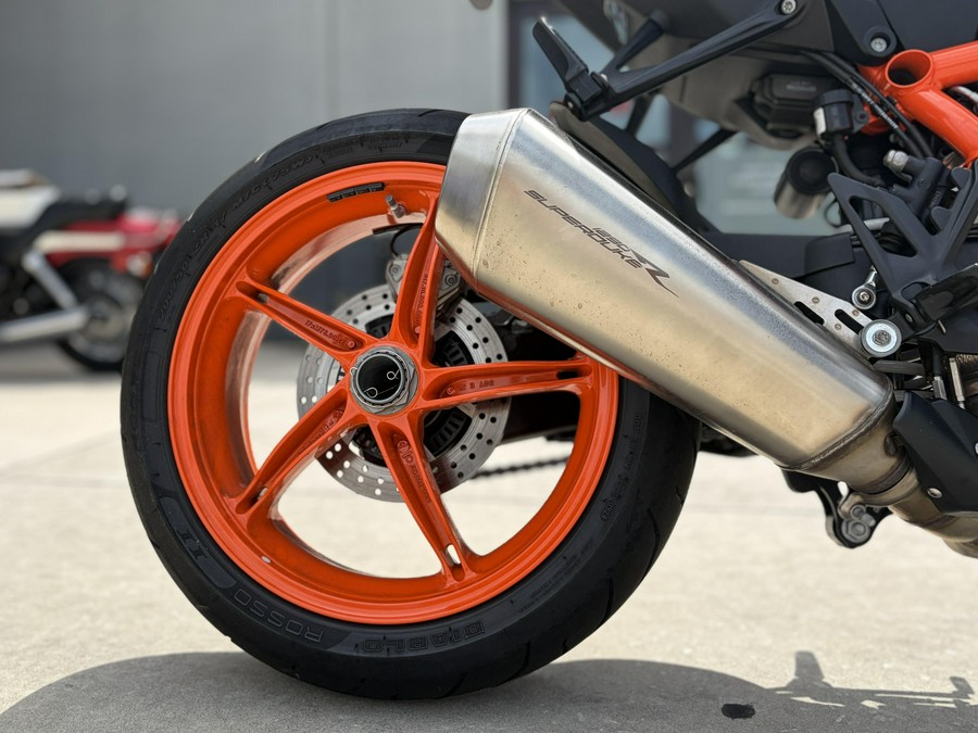 2023 KTM 1290 SUPER DUKE R