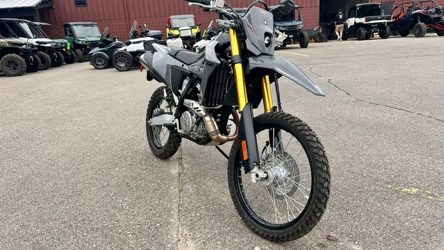 2025 Suzuki DR-Z 4S