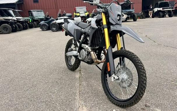 2025 Suzuki DR-Z 4S
