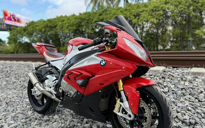 2016 BMW S 1000 RR Premium Racing Red / Light White