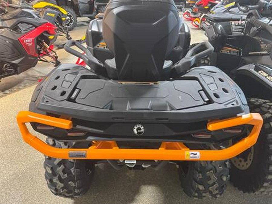 2026 Can-Am Outlander MAX XT-P 1000R Smart-Shox with 10.25 in. touchscreen display