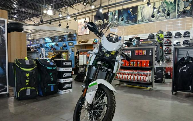 2026 Kawasaki KLE500 SE ABS