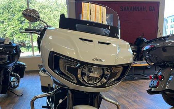 2024 Indian Motorcycle Challenger® Limited with PowerBand Audio Package