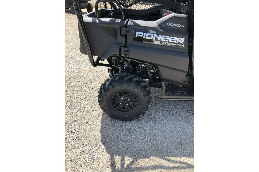 2025 Honda PIONEER 700-4 DELUXE