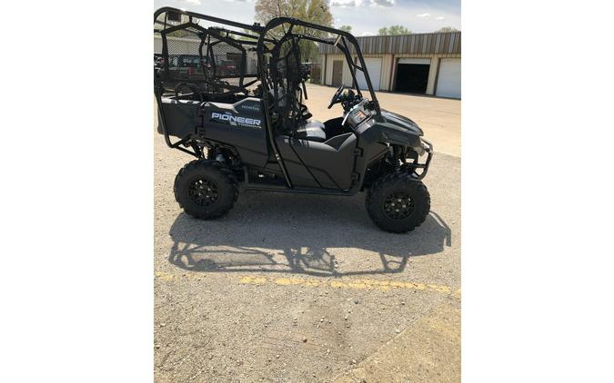 2025 Honda PIONEER 700-4 DELUXE