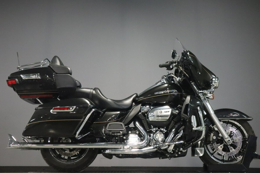 2017 Harley-Davidson Ultra Limited FLHTK