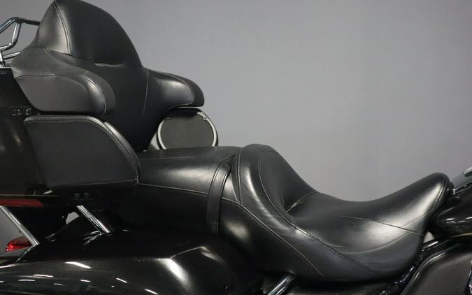 2017 Harley-Davidson Ultra Limited FLHTK