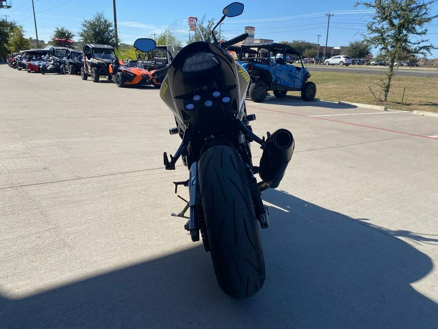 2021 Suzuki GSX-S750ZAM1