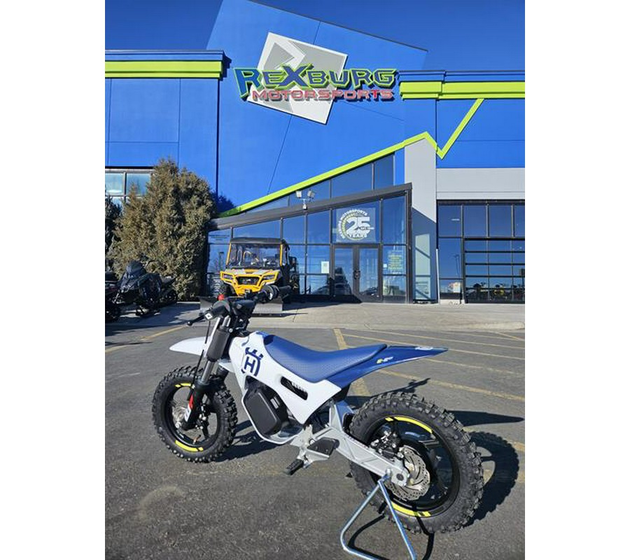 2024 Husqvarna EE 2