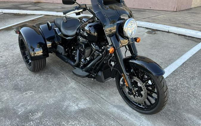 2023 Harley-Davidson® FLRT - Freewheeler®