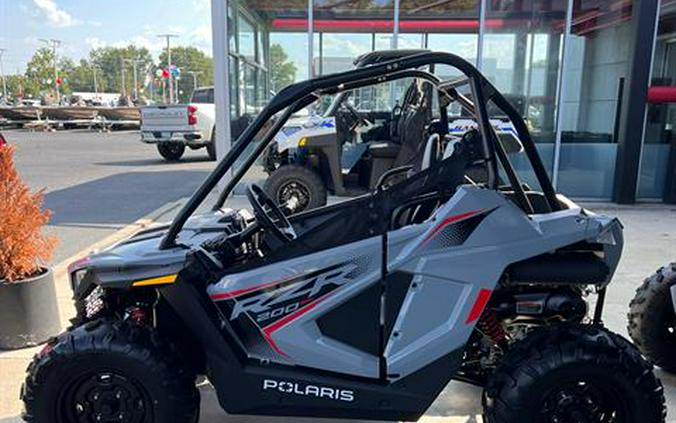 2024 Polaris RZR 200 EFI