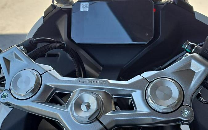 2026 CFMOTO 300SS