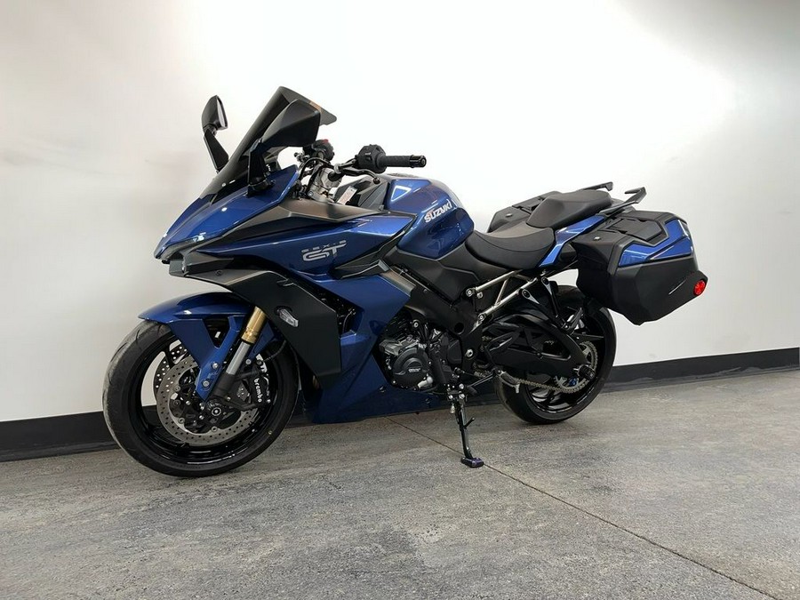2022 Suzuki GSX-S1000GT Plus