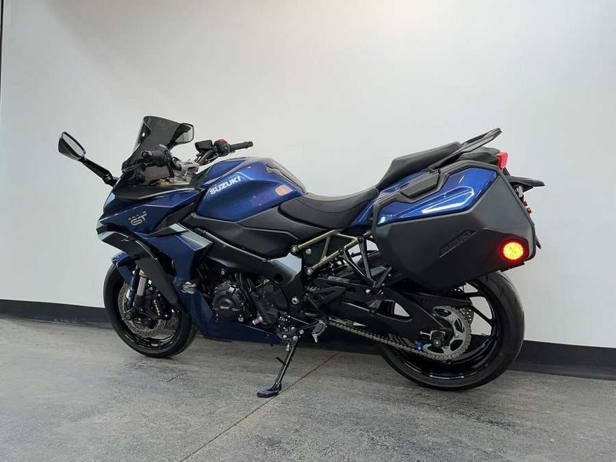 2022 Suzuki GSX-S1000GT Plus