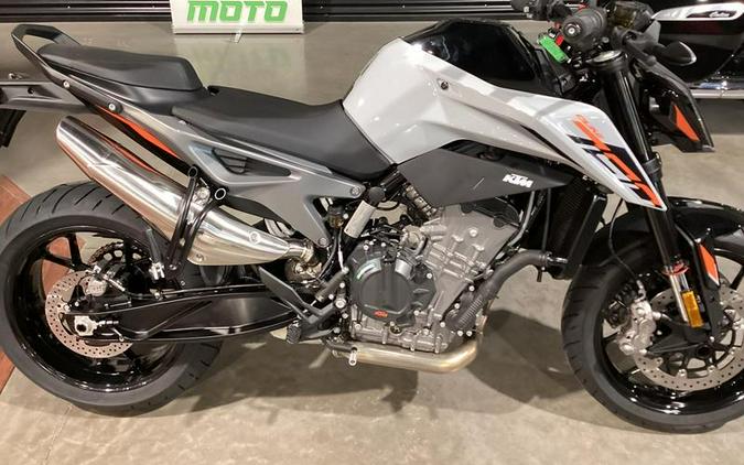 2024 KTM 790 Duke