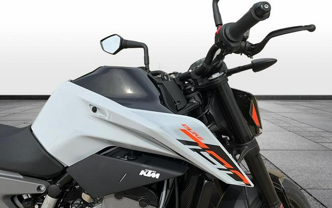 2024 KTM 790 Duke