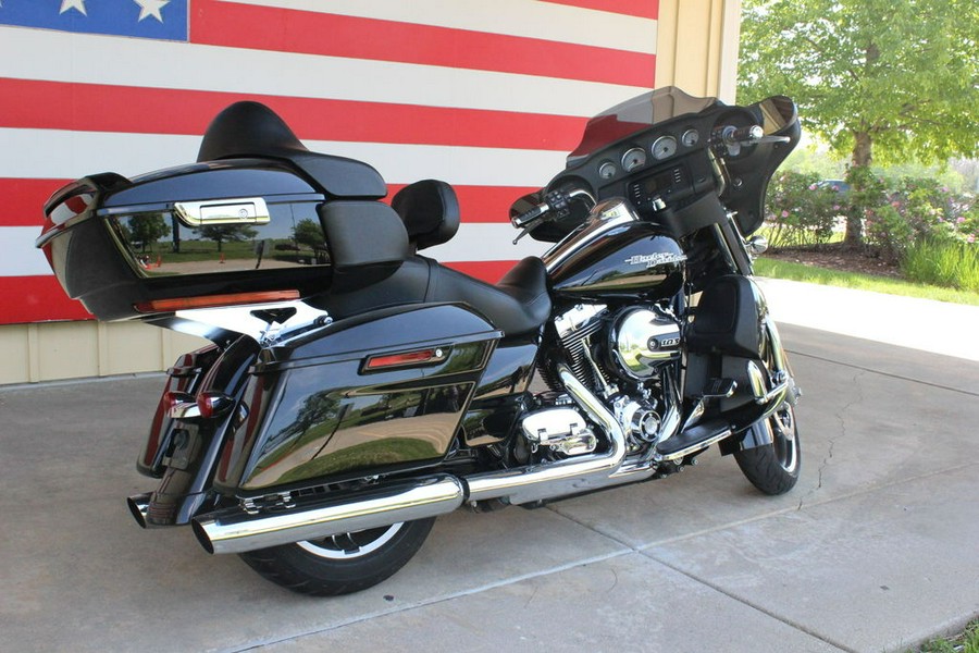 2014 Harley-Davidson® FLHX - Street Glide®