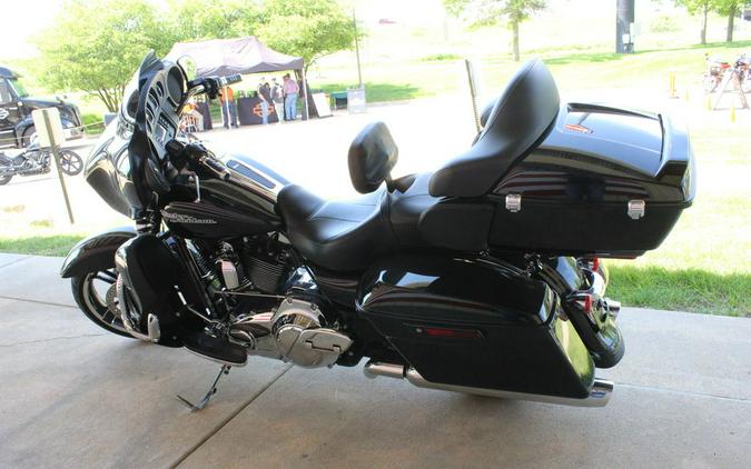 2014 Harley-Davidson® FLHX - Street Glide®