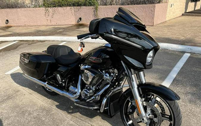 2024 Harley-Davidson® FLHX - Street Glide®