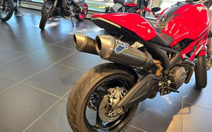 2012 Ducati Monster 696