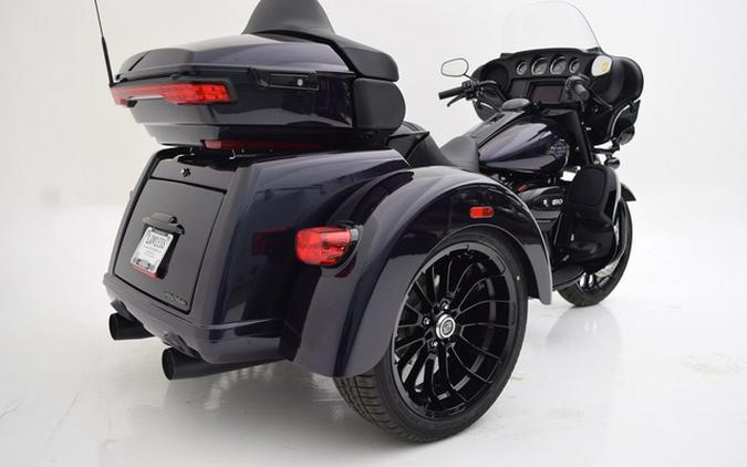 2025 Harley-Davidson FLHTCUTG - Tri Glide Ultra