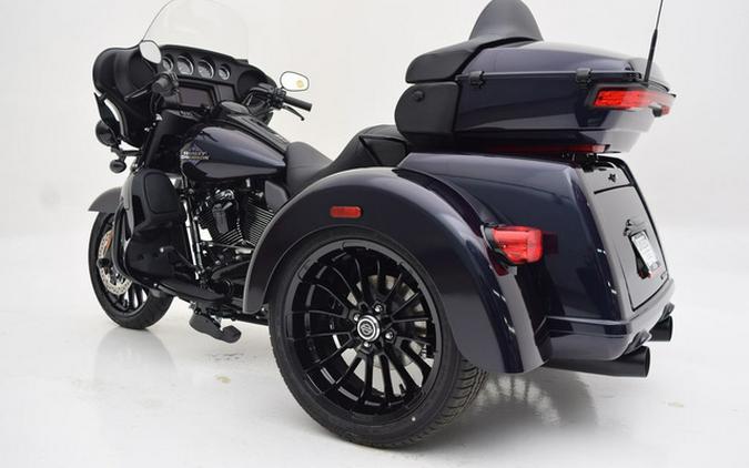 2025 Harley-Davidson FLHTCUTG - Tri Glide Ultra