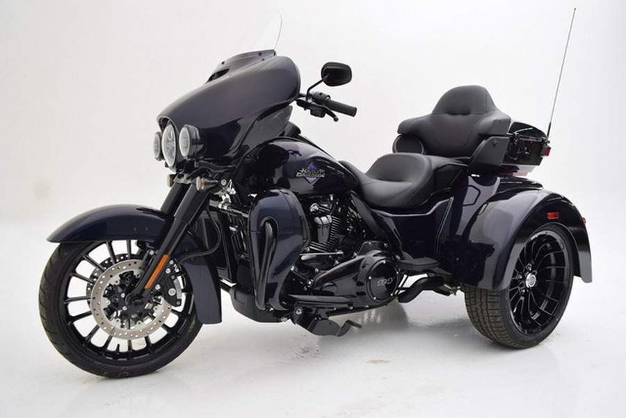 2025 Harley-Davidson FLHTCUTG - Tri Glide Ultra