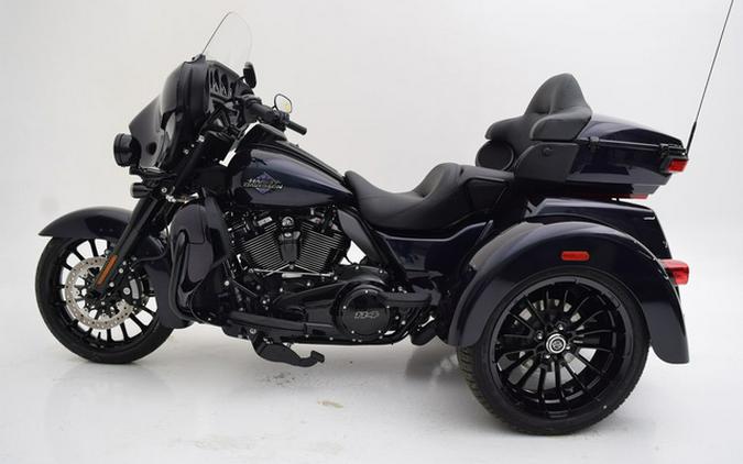 2025 Harley-Davidson FLHTCUTG - Tri Glide Ultra