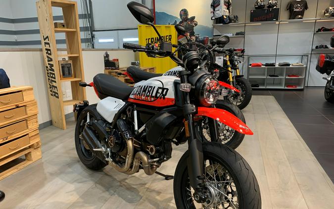 2023 Ducati Scrambler Urban Motard