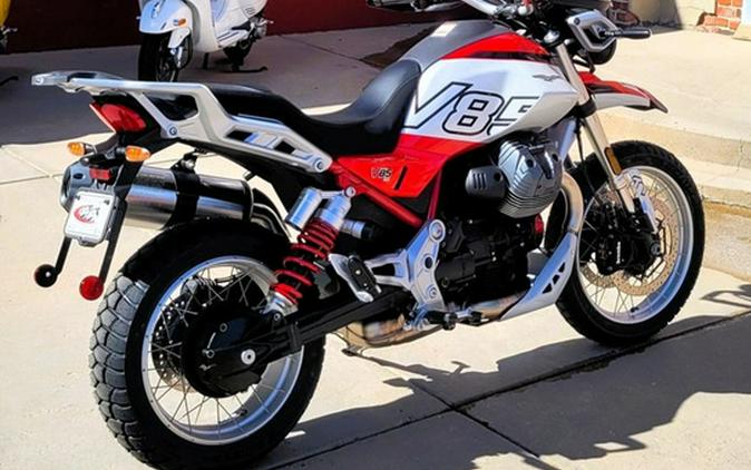 2025 Moto Guzzi V85 TT
