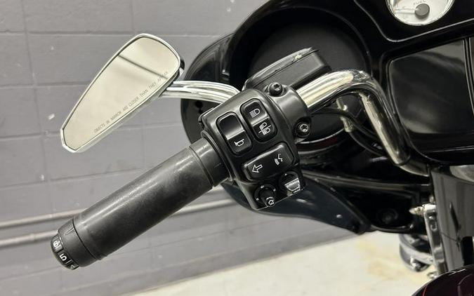 2014 Harley-Davidson® FLHXS - Street Glide® Special