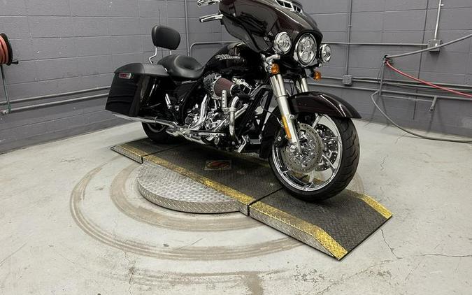 2014 Harley-Davidson® FLHXS - Street Glide® Special