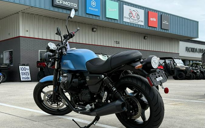 2027 Moto Guzzi V7 Stone