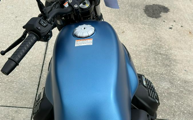 2027 Moto Guzzi V7 Stone