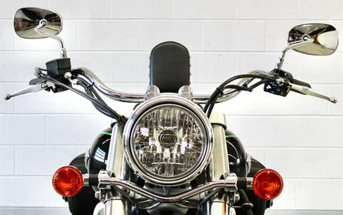 2015 Kawasaki Vulcan® 900 Classic LT