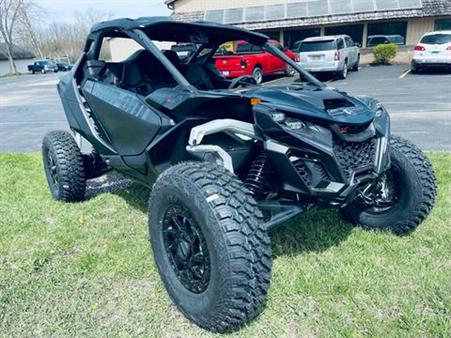 2024 Can-Am Maverick R X RS with Smart-Shox