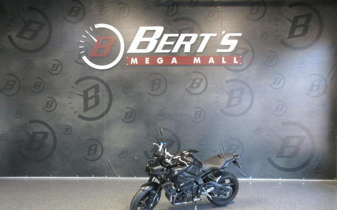 2021 Yamaha MT-10 CA