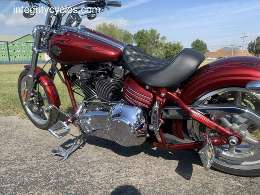 2010 Harley-Davidson® FXCWC - Rocker™ C