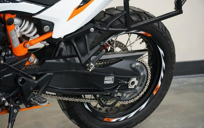 2021 KTM Adventure 890 R