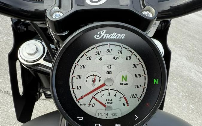 2025 Indian Motorcycle® Sport Chief RT Black Smoke