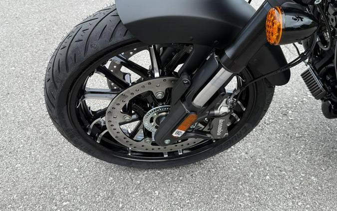 2025 Indian Motorcycle® Sport Chief RT Black Smoke